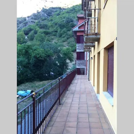 Appartamento Apartamento En La Pola De Somiedo.
